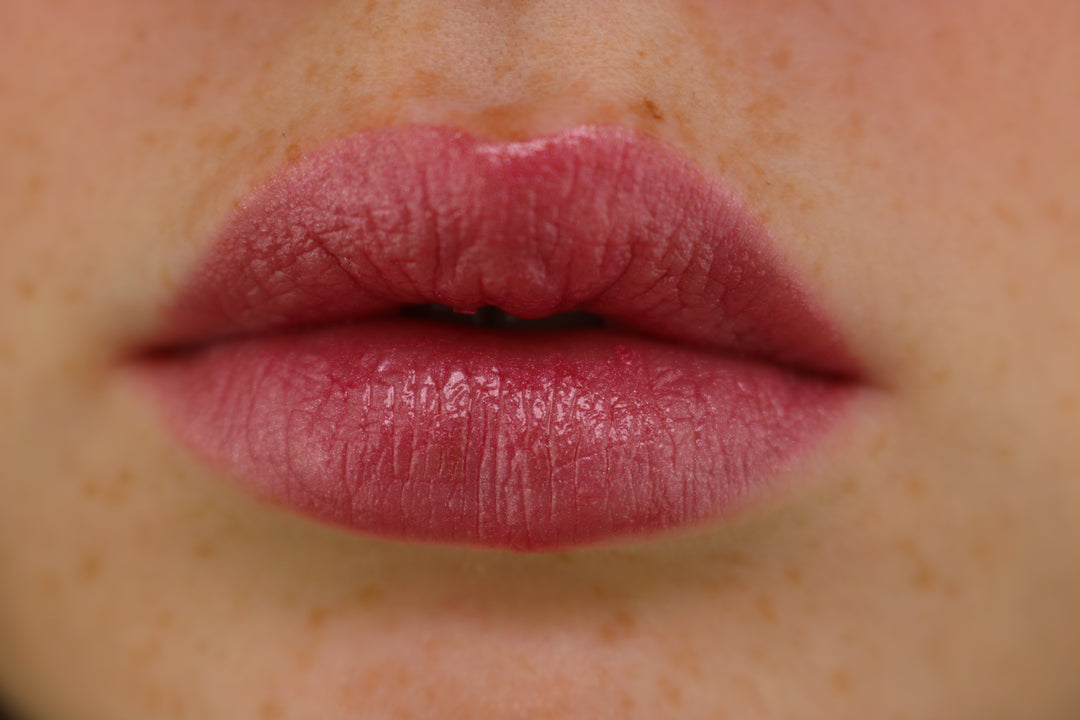 656 Lipgloss With Love